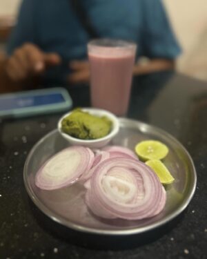 Sanjana Doss Instagram - “Visual balance” 🙅‍♀️