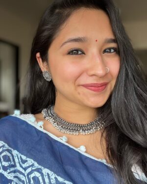 Sanjana dipu Instagram - Indigo 🇮🇳

#ethnicday #ethnicwear #saree #indigo #target #bangalore #work #moothon #mulla