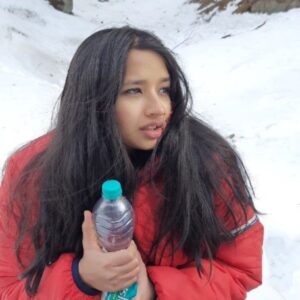 Sanjana dipu Instagram - From the sets of Samara 😇

#Samara #shooting #malayalamcinema #manali #moothon #mulla #snow #rahman #husky #huskypuppy #dad #hamptapass