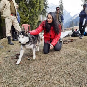 Sanjana dipu Instagram - From the sets of Samara 😇

#Samara #shooting #malayalamcinema #manali #moothon #mulla #snow #rahman #husky #huskypuppy #dad #hamptapass