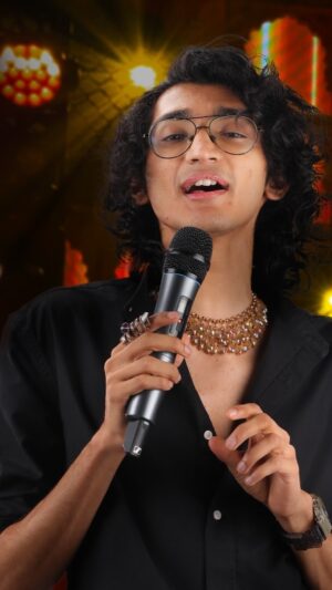 Sanjith Hegde Instagram - Bringing this song to life with @cokestudiobharat has been a dream come true

ಗೀಜಗ ಹಕ್ಕಿ ಹಾರಲಿದೆ ಇದೆ ಎಂಟಕ್

Geejaga Hakki out on 8th June 

@charanraj27185 @nismurphy @gauthamhebbar @nagarjun_sharma @sujithsreedhar @ankurtewari @cokestudiobharat