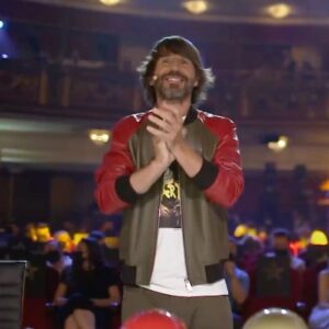 Santi Millán Instagram - Esta noche damos un pase de oro histórico!! 
Los miembros del jurado tendrán que convencerme para que lo dé con uno de ellos. 
¿Con quien será? Se admiten apuestas! 😁 

#pasedeoro
#gottalent