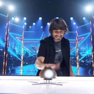 Santi Millán Instagram - Ya está aquí la octava edición de Got talent!! Que ganas de que la veáis!! #gottalent8 #arrancamos