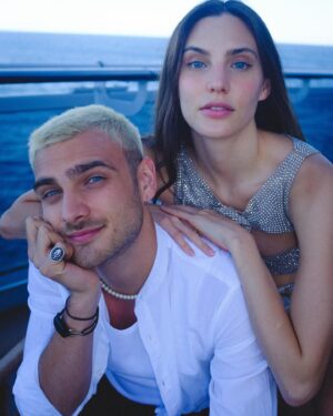 Santiago Achaga Instagram - Happy New Year from Australia 🇦🇺 feliz primer día del año desde @virginvoyages #virginvoyages w/ @macabeso
📸: @ren.soifer