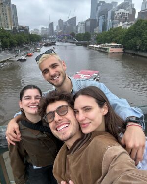 Santiago Achaga Instagram - Australia 🇦🇺 Día 1: Melbourne & Twelve Apostles. Pd: Los doce apóstoles podría ser Chapadmalal o los acantilados en Mar Del Plata. Moraleja; love yourz. Heading to: @virginvoyages