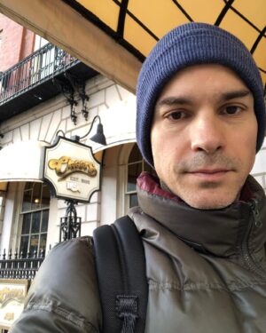 Santiago Cabrera Instagram - I did go, and nobody knew my name.... 🎵Tudududu dum dum 🎶 #cheers