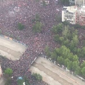 Santiago Cabrera Instagram - Scenes from Santiago de Chile today. Peaceful protests from a people united. It’s been tough witnessing the events of these last few days from so far away, and very difficult to put any meaningful sentiment into words. But enough is enough and it’s time for change. My full support for everyone out there making themselves heard #fuerzachile #noestamosenguerra #chileunido