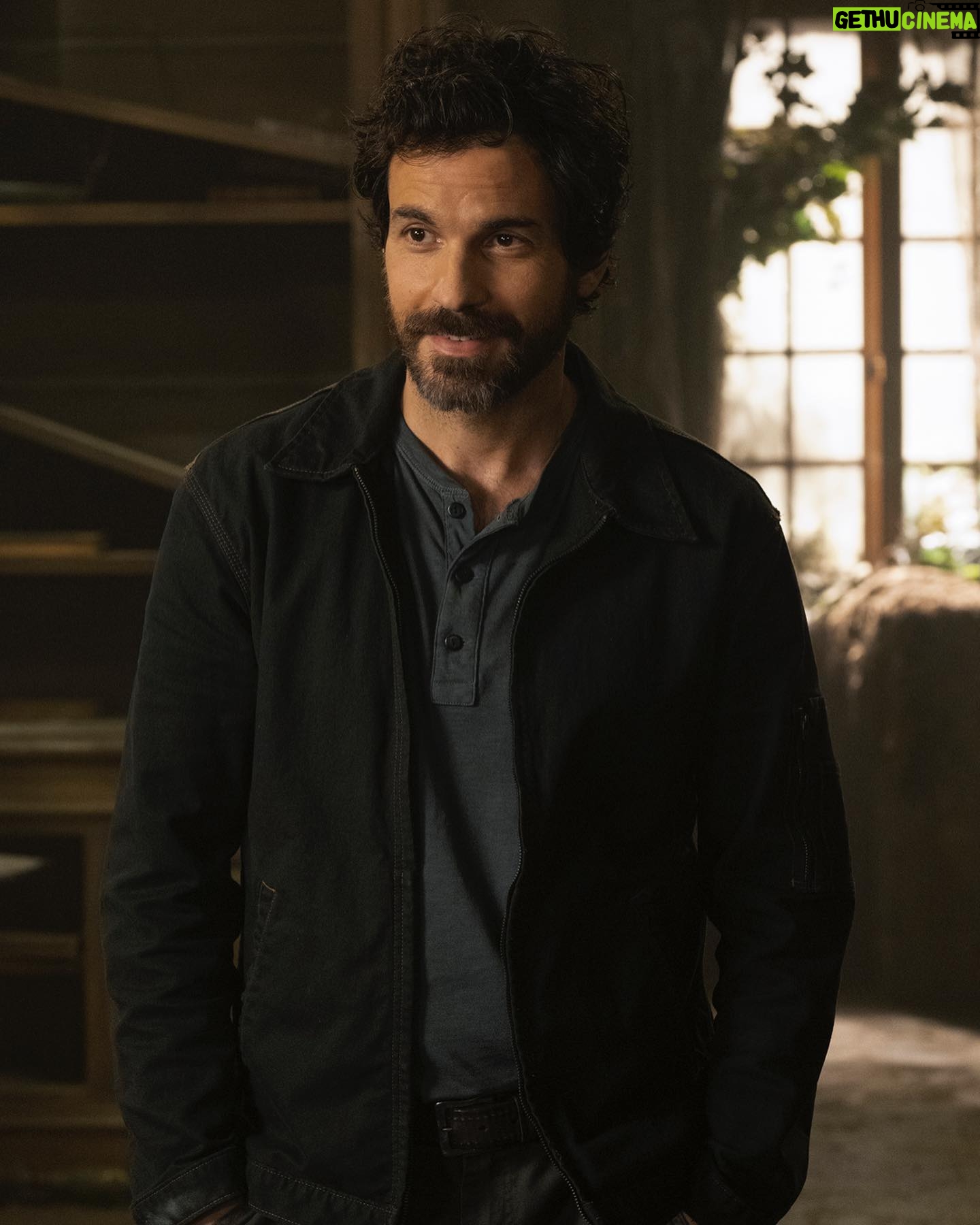 Santiago Cabrera - 10.1K Likes - Season Finale of #startrekpicard drops today. It’s been a hell of a ride, hope you enjoy. @startrekonpplus Último capítulo de #picard aparece hoy. Espero lo disfruten. 🖖🏼