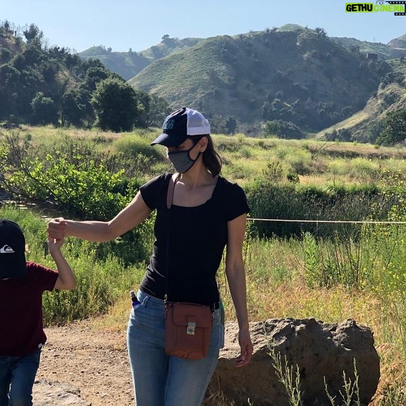 Santiago Cabrera - 15.6K Likes - From our family to yours. Hope everyone’s well. Staying safe and sane. #wearamask #bekind De nuestra familia a la vuestra. Espero estén todos bien. Manteniéndose cuerdos y sanos #seamable #usamascarilla