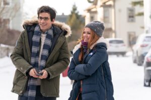 Santiago Cabrera Instagram - Looking for a fun family holiday movie? I’m in one. It’s called Godmothered, done by a small studio called @Disney, not sure if you’ve heard of them. Anyhow should give them a hand promoting the film, they really want to start making a name for themselves. Check it out. @Godmothered, streaming today on @disneyplus @islafisher @jillianbell #godmothered 
Buscando una divertida película para ver en familia estas fiestas? Estoy en una. Se llama Amadrinada hecha por un pequeño estudio llamado Disney, no se si lo conocen. En fin, necesitan una mano para hacerse conocidos así que ayudando a promocionarlos. Véanla en todo el mundo por @disneyplusla