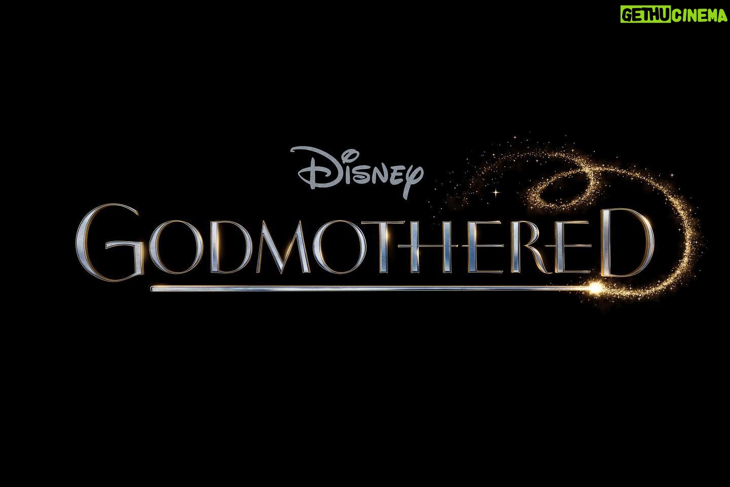 Santiago Cabrera - 14.7K Likes - Looking for a fun family holiday movie? I’m in one. It’s called Godmothered, done by a small studio called @Disney, not sure if you’ve heard of them. Anyhow should give them a hand promoting the film, they really want to start making a name for themselves. Check it out. @Godmothered, streaming today on @disneyplus @islafisher @jillianbell #godmothered
Buscando una divertida película para ver en familia estas fiestas? Estoy en una. Se llama Amadrinada hecha por un pequeño estudio llamado Disney, no se si lo conocen. En fin, necesitan una mano para hacerse conocidos así que ayudando a promocionarlos. Véanla en todo el mundo por @disneyplusla