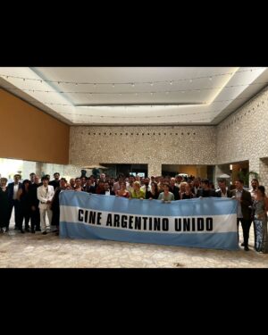 Santiago Korovsky Instagram - Recuerdos de una gala en dónde perdimos todo, pero nos quedamos el premio del público. Volveremos por la revancha.