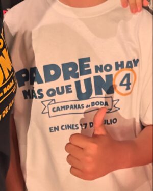 Santiago Segura Instagram - Ya estamos en plena promo parte del equipo!!!!
Padre no hay más que uno 4
Adelantamos el estreno al día de mi cumpleaños 🥳 17 de Julio!!!!