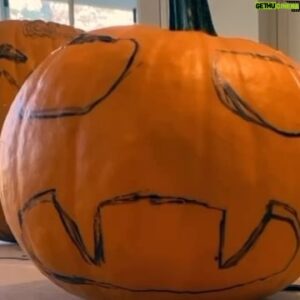 Santino Fontana Instagram - Happy Halloween!  From our house to yours!