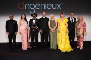 Santosh Sivan Instagram - Cannes 2024. 

@festivaldecannes @angenieuxlenses @sivan_santosh #cannes2024 #cannesfilmfestival #cannesfilmfestival #cannes #AngenieuxSpecialEncouragement #angenieux  #santoshsivan