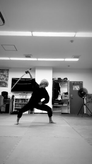 Saori Izawa Instagram - 🕺⚔️