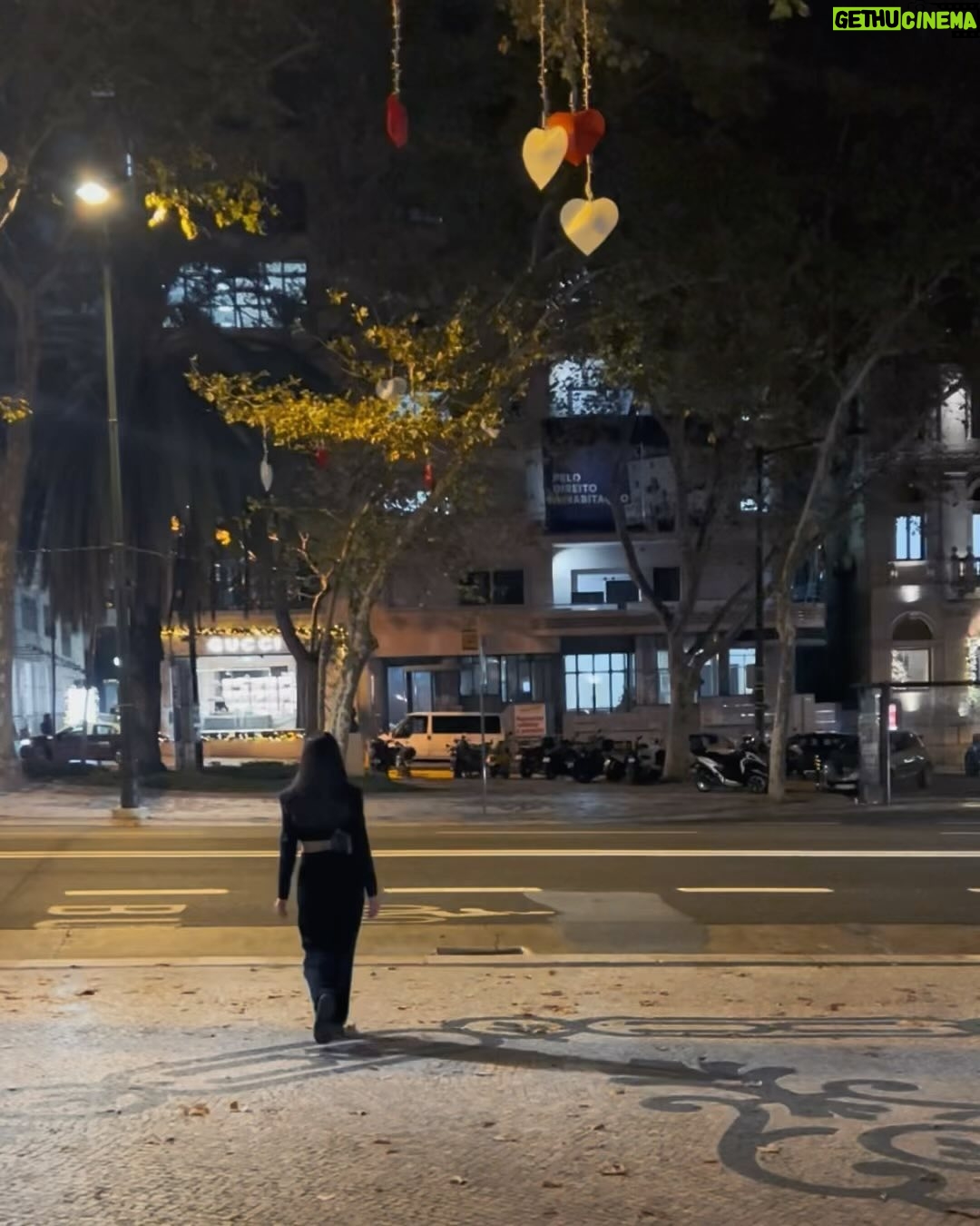 Sara Cecília - 3 Likes - Lisbon by night 🌙
