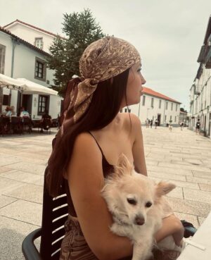 Sara Cecília Instagram - 10 anos de amor em 10 fotos, e parece que foi ontem que te fui buscar e que te dei colo pela primeira vez ❤️ Parabéns minha Pipoca ❤️
