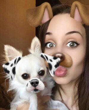 Sara Cecília Instagram - 10 anos de amor em 10 fotos, e parece que foi ontem que te fui buscar e que te dei colo pela primeira vez ❤️ Parabéns minha Pipoca ❤️