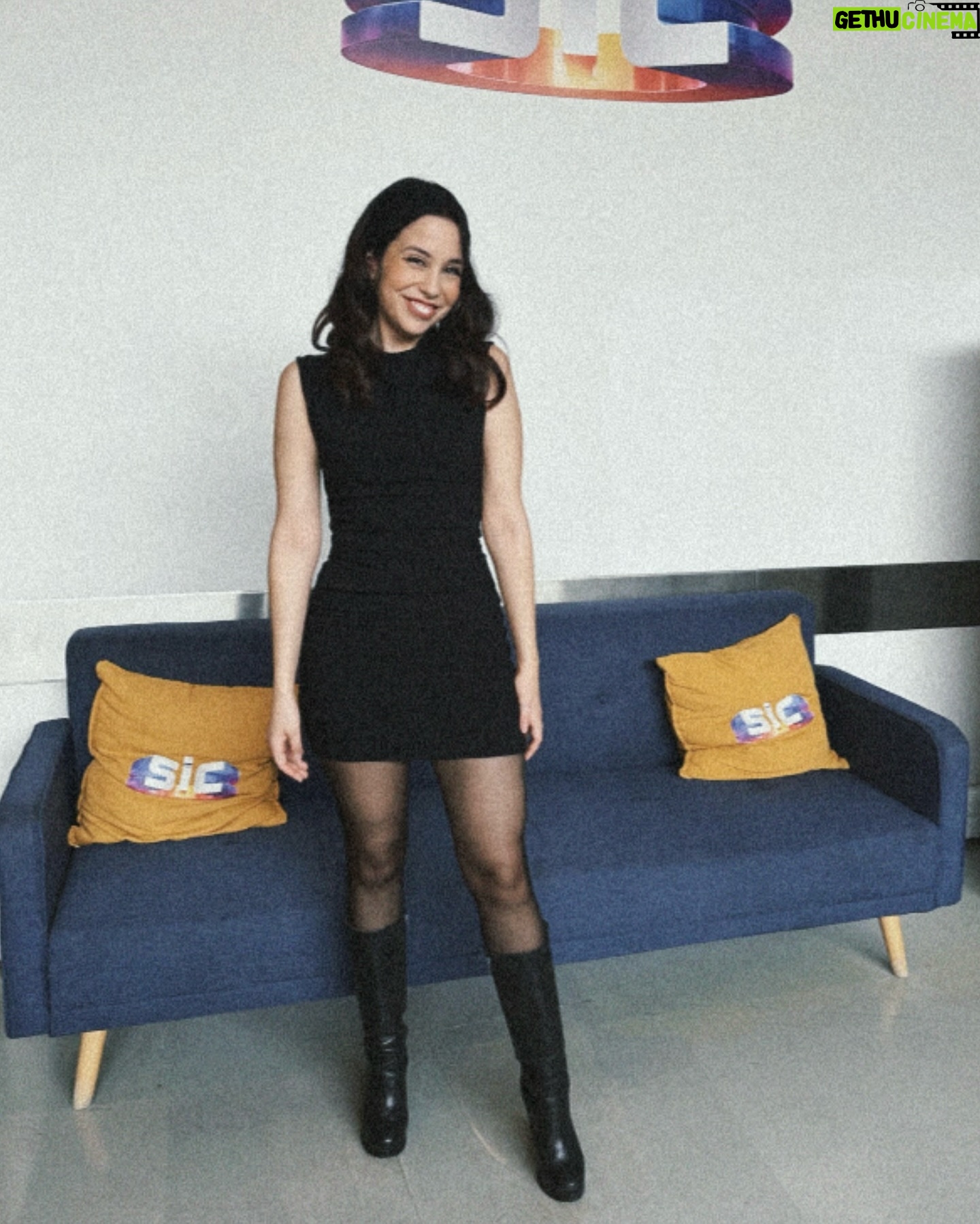 Sara Cecília - 3 Likes - Semana de estreia a falar da nossa “Noite” 🎭