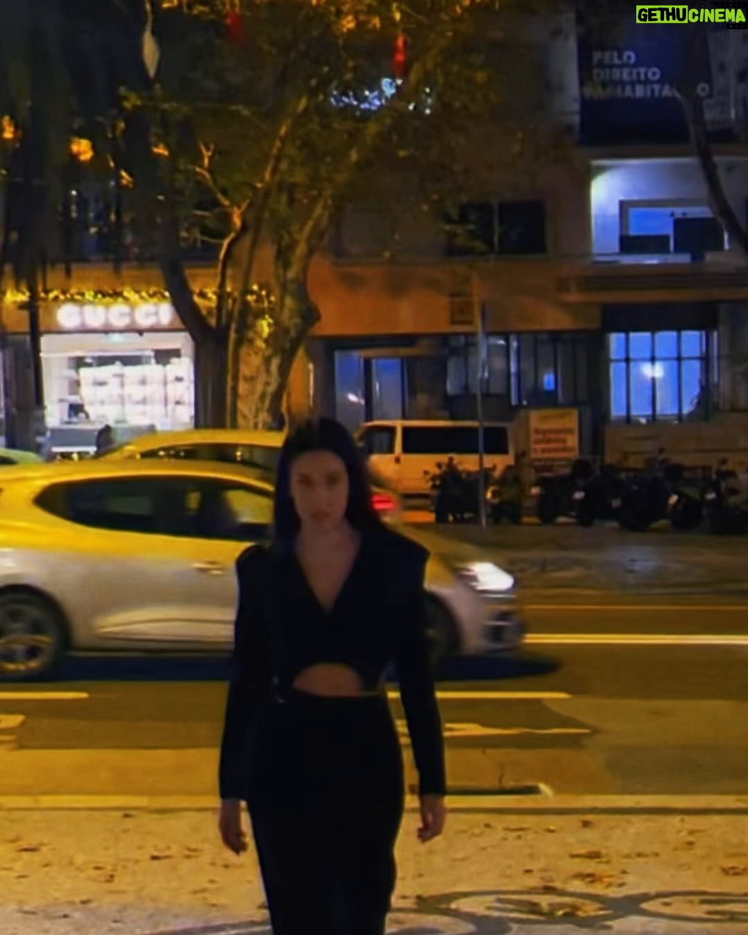 Sara Cecília - 3 Likes - Lisbon by night 🌙