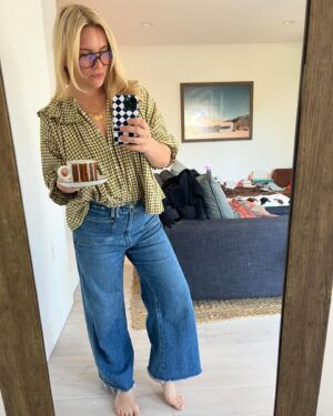 Sara Coates Instagram - Felt like I needed to post on main.