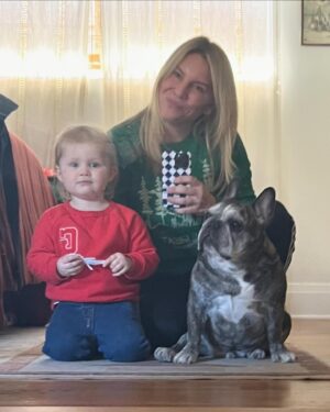 Sara Coates Instagram - Felt like I needed to post on main.