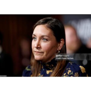 Sara Coates Instagram - My friend of over 20 years @hellokarenryan is NOMINATED FOR AN ACADEMY AWARD!!!! Celebrating her is the greatest joy. Being invited to parties where I get to brag about her in front of her face is priceless. Pride doesn’t begin to explain it, you are magic, you are a creative force to be reckoned with and you have the icy blue eyes of an Alaskan husky pup. 

Thank you for the invite @hollywoodreporter @tiktok @palpublicrelations 

H&MU: @andiesleeman 
Shoes: @aerosoles Please sponsor Oppenheimer’s @jessicaerinmartin and myself! 👠 
Bag: @shopclarev
