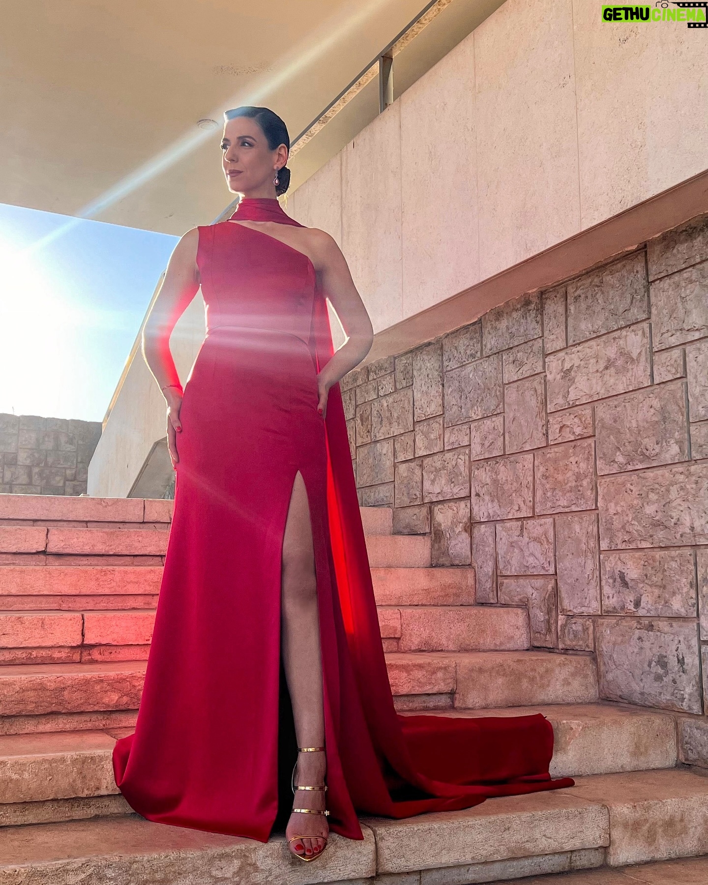 Sara Pinto - 1.7K Likes - 🍒 cherry season 🍒 deslizar para look completo ✨
Styling @bydorarogerio
Vestido @miguel_leite_atelier
Jóias @hamicijoalharia
Sandálias @aldo_shoes
Cabelo @rosacarvalho_oficial
Maquilhagem @franciscabairrosmakeup
Assistência @margaridalourenco_