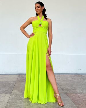 Sara Pinto Instagram - néon season 💚