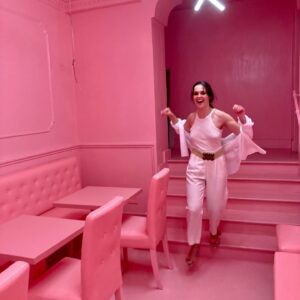 Sara Serraiocco Instagram - Pink is my fav color, ever

#pinklife 
#freedom 
#estatiromane