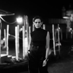 Sara Serraiocco Instagram - The other night at #harrysbar 
with @chanelofficial 

#chanelofficial 
@upgradeartist
