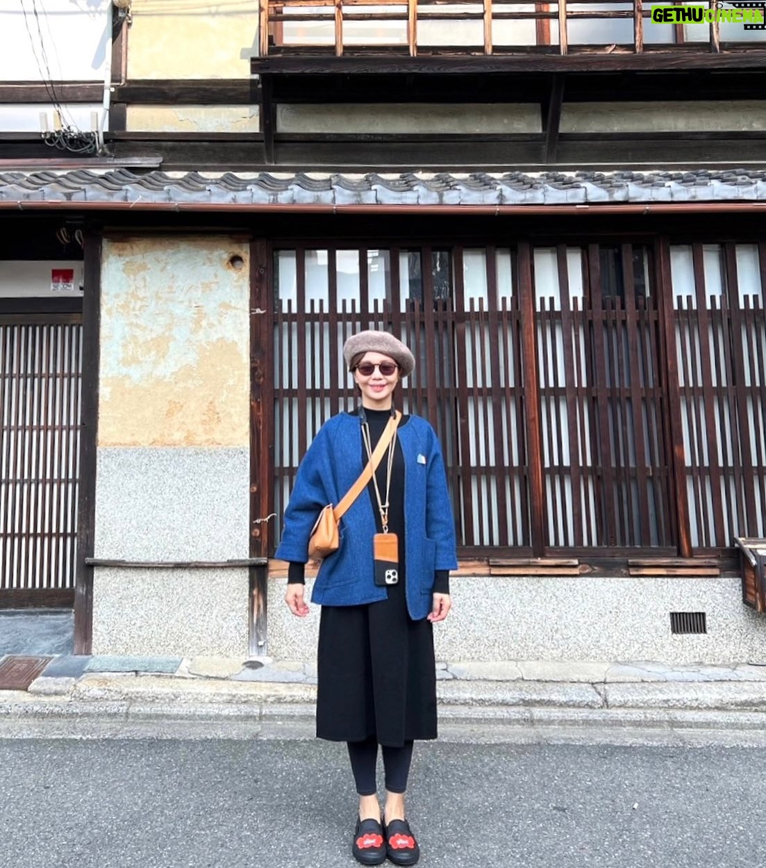 Sara Yu - 663 Likes - 喔嗨呦🙋♀️~~
元氣滿滿的早晨
郊遊趣💃
#京都 #旅行 #生活
#鍛腿日 #日日是好日