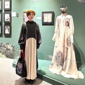Sara Yu Instagram - 日本超人氣畫家「樋口裕子」
繪畫展
主題：奇幻動物森林🐱🦜🍄
充滿期待和想像力的探險之旅

展覽除了有畫作、繪本、海報設計及不同形式的呈現方式，數量多到無法無天（真的不誇張，因為他真的嚴重誇張🤣）
總之～你一定要去現場看看
就會明白我為何如此驚訝😱

展覽地點：中正紀念堂2、3展廳
畫展期限：2023/12月2024/4/7
有空來趟奇幻旅程吧！

#奇幻動物森林
#樋口裕子
#愛貓人士會瘋狂
#想認識他