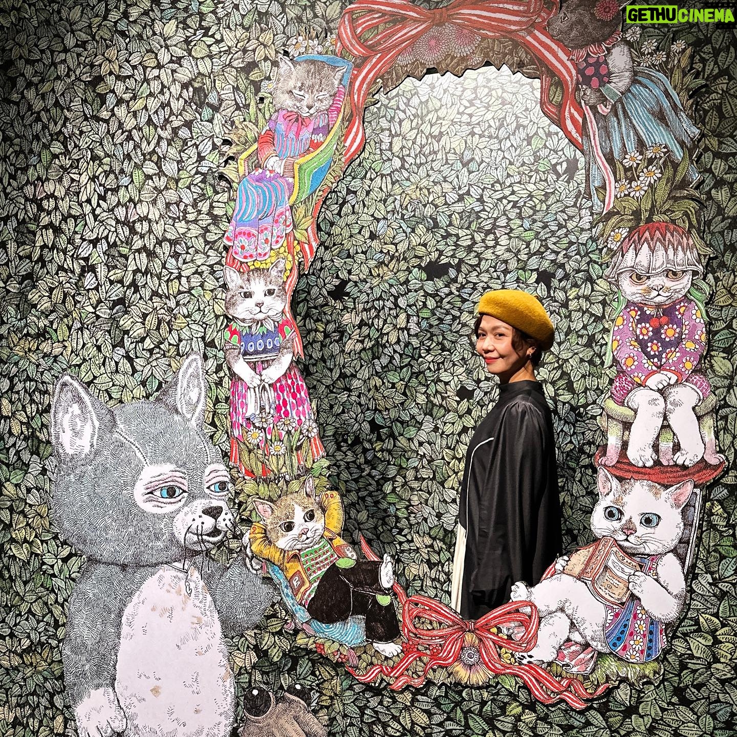 Sara Yu - 603 Likes - 日本超人氣畫家「樋口裕子」
繪畫展
主題:奇幻動物森林🐱🦜🍄
充滿期待和想像力的探險之旅
展覽除了有畫作、繪本、海報設計及不同形式的呈現方式,數量多到無法無天(真的不誇張,因為他真的嚴重誇張🤣)
總之~你一定要去現場看看
就會明白我為何如此驚訝😱
展覽地點:中正紀念堂2、3展廳
畫展期限:2023/12月2024/4/7
有空來趟奇幻旅程吧!
#奇幻動物森林
#樋口裕子
#愛貓人士會瘋狂
#想認識他