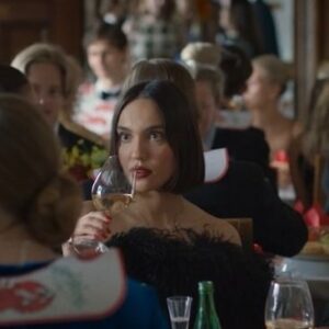 Sarah Gustafsson Instagram - 5e juni!!!!!❤️‍🔥🌟❤️‍🔥 @netflixnordic @netflix