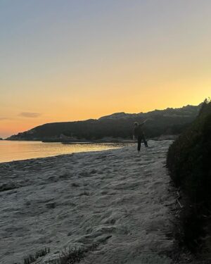 Sarah-Lee Heinrich Instagram - Sardinien⛰️🌊🍝🐄💗