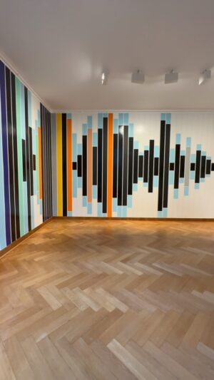 Sarah Morris Instagram - “All Systems Fail”is an understatement @kunstmuseen_krefeld  Opening Sunday October 15 - March 10, 2024