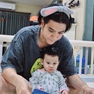 Saran Sirilak Instagram - กิจวัตรประจำวันของน้องโฮม..ถ่ายมาให้ดูกันครับ😄😄😄
#น้อนโฮมส์