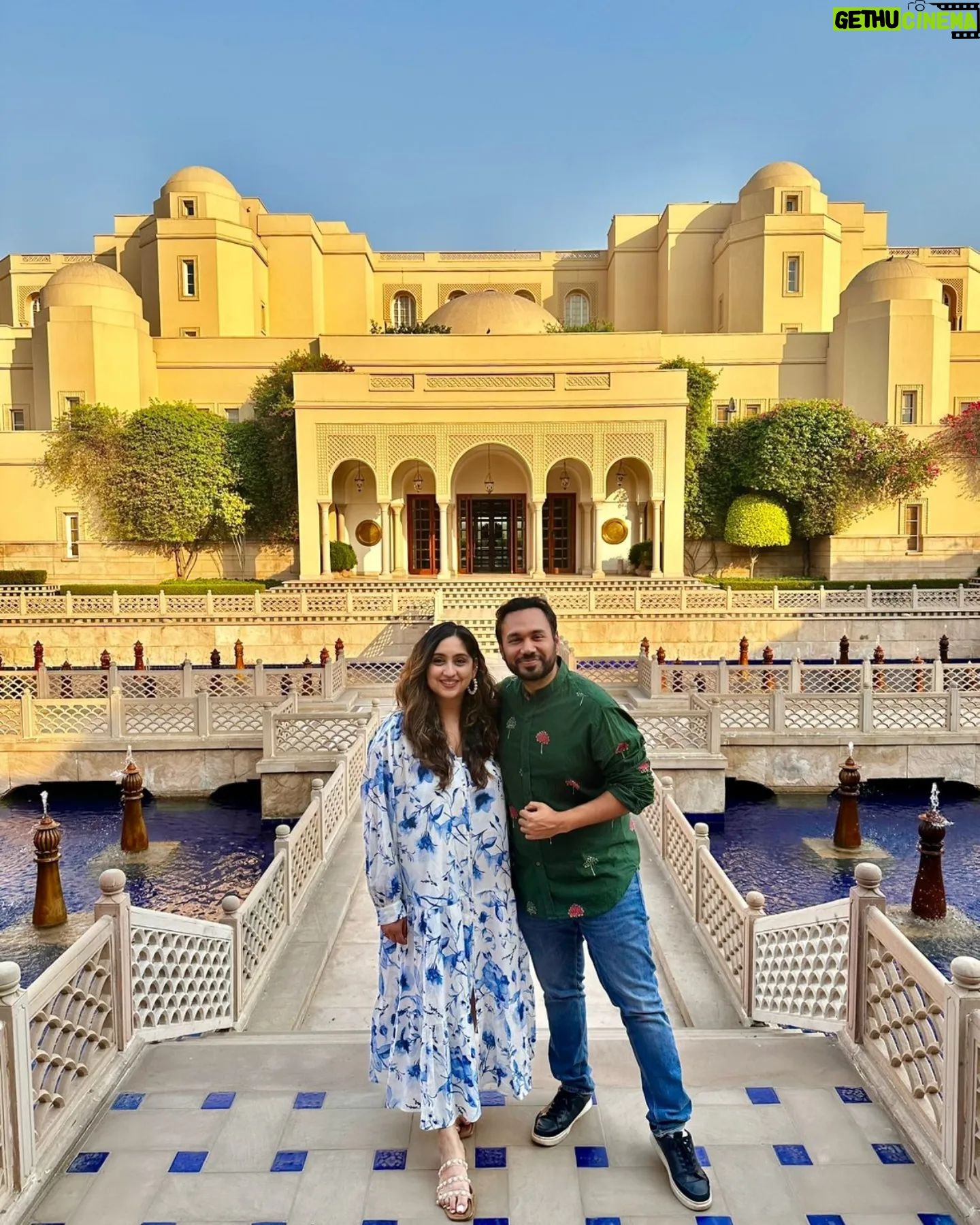 Saransh Goila - 35.5K Likes - Photos you get when a tour guide who took Trump and Trudeau for a tour takes you 😸 It's all about knowing your spot and turning up at 5am. Well we may be at the Taj Mahal, a monument to love and for love, but let's be honest, the real beauty from my eyes in these pictures is you. Happy Birthday, @divssrao hope your birthday was a wowowow! Also, Eid Mubarak doston!
Thank you @oberoiamarvilas for unforgettable views and a dinner under the stars 🤩 to remember. Hospitality unmatched 🏆
📸 By our tour guide @nitin_taj