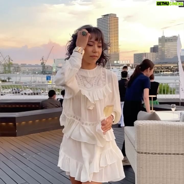 Sarasa - 1.2K Likes - 神戸の時計店「カミネ @kobe_kamine 」さんのお得意様のみが招待された #オーデマピゲ @audemarspiguet オフィシャルパーティー、お陰様で大盛況でした。港に面した素敵な空間でラグジュアリーな時間をありがとうございます💕 Feeling lavish from last weekend with @audemarspiguet 😜 Thank you for letting me rock!
#audemarspiguet #watch #watchaddict #watchcollector #watchmania #watchnerd #watchlover #time #timetravel #watchphotography #djsarasa