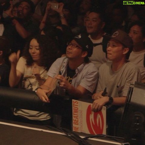 Sarasa - 1.6K Likes - With @thebeatnuts 🤪 私の人生で1番ぶっ飛んだ日でした🔥今やレジェンダリーな #SoulCamp 第一弾を見にいけなかった事を残念に思いながら、その日タイに飛ぶ準備をしていたある日の出来事 。荷造りをしていると、ショーの主催者から電話があり、数時間後に #TheBeatnuts のDJをしてといきなり頼まれたのです😂。物理的に可能かどうかはわかりませんでしたが、家から会場まで、そして会場から空港までタクシーを手配してくれるとのことだったので、やってみますと答え、豊洲へ向かいました。
初めましての #TheBeatnuts でしたが、要するに大ファンだった彼らのショーを特等席で観させてもらったので、皆んなにもそのビデオを楽しんでもらえたらと思い、アップします。
楽屋の打ち合わせだけで、リハーサル無しだったけど、ノーミスで超盛り上がりました。皆のおかげ!改めてありがとう〜!
One of the most epic day of my life🔥It was supposed to be an ordinary day where I was packing my bags to go to Thailand, regretting that I couldn’t attend #SoulCamp , the biggest Hip Hop Show held in Japanese Hip Hop History.
As I was packing, the organizer of the show called me and asked me if I could DJ for #TheBeatnuts in a few hours. I wasn’t sure if it was physically possible but they said the would arrange me a taxi from my house to the venue, then the venue to the airport so I was like, why not!
Long story short, I saw #TheBeatnuts show for the first time in the BEST SEAT and I wanted to share you the video. No rehearsal, No mistakes, No Escapin’ This. 🔥 @thebeatnuts @psycholes.official @junkyardjuju