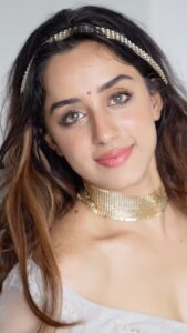 Actress Sargun Kaur Luthra HD Instagram Photos and Wallpapers June 2024