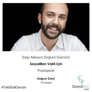 Sarp Akkaya Instagram - Doğum günüm için @sosyalben ‘e destek olan herkese teşekkür ederim. 💙 @sosyalben @ciftciece @sibelkaraduman 

https://iyilikpaylas.org/kampanya/sarp-akkaya-dogum-gununu-sosyalben-vakfi-icin-paylasiyor