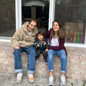 Sarp Bozkurt Instagram - Bizim en canımız… Doğdun ve hayatımızı değiştirdin… Sana hayranız ve sen bizim en değerli şeyimizsin ♥️ 2 yaşın kutlu olsun benim canım oğlum. Bana öğreteceğin şeyler için sabırsızlanıyorum. #Uzay