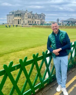 Šarūnas Jasikevičius Instagram - Year 9 of Scotland golf trip!!!Love coming here,,the culture,,people and golf!!!!weather,,,not so much!!!!!😭😭😭 #scotlandlover #golftrip #murfield #kingsbarnsgolflinks #northberwick
