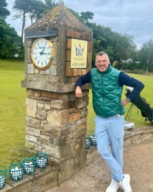 Šarūnas Jasikevičius Instagram - Year 9 of Scotland golf trip!!!Love coming here,,the culture,,people and golf!!!!weather,,,not so much!!!!!😭😭😭 #scotlandlover #golftrip #murfield #kingsbarnsgolflinks #northberwick