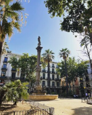 Sasha Roiz Instagram - Beguiling Barcelona. July ‘22