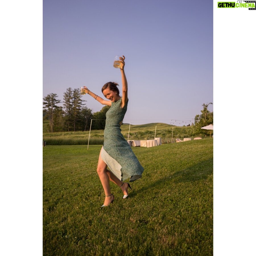 Sasha Sagan - 680 Likes - Last Saturday at my beloved @jessicaethjacobson’s unbelievably beautiful, unspeakably fun wedding to @jonfjacobson, @madeandcrafted captured my truest self: the eager helper in impractical shoes who is SO EXCITED to have been asked to bring whiskeys to the bride and groom during picture time 🤗♥️