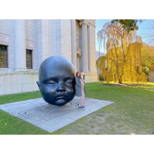 Sasha Sagan Instagram - I am 39 years old today. And also 25 weeks pregnant. And also the mother of an amazing 4 year old who whispers little pearls of wisdom to my belly (slide 2). And also wife to an irresistible man who very patiently takes dozens of photos of me with a giant baby head sculpture so that I can post two. Really just feeling very lucky and bursting with gratitude today ♥️🎂